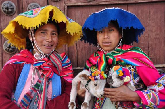 Porta de igreja em Cusco, no Peru